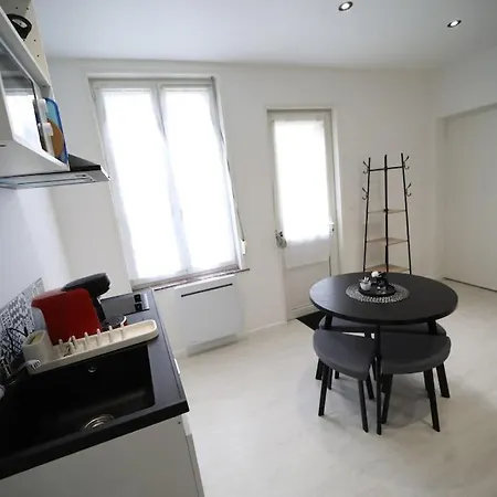 Paul Bert-2 Avec Extérieur Privatif